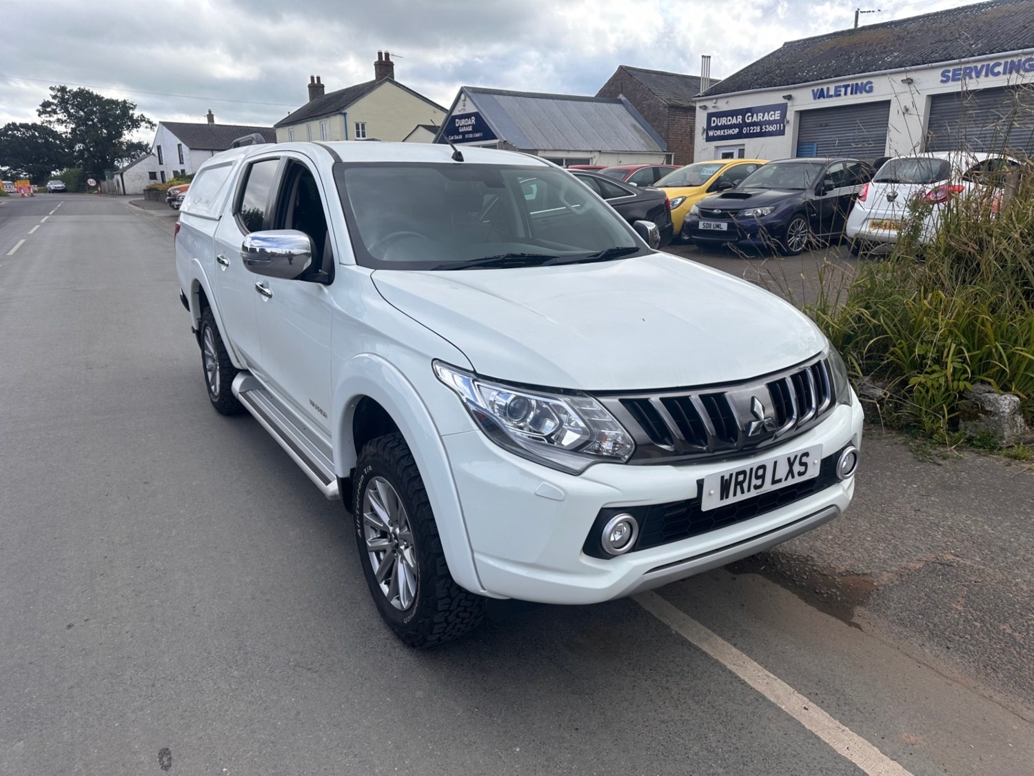 Mitsubishi L200 Listing Image