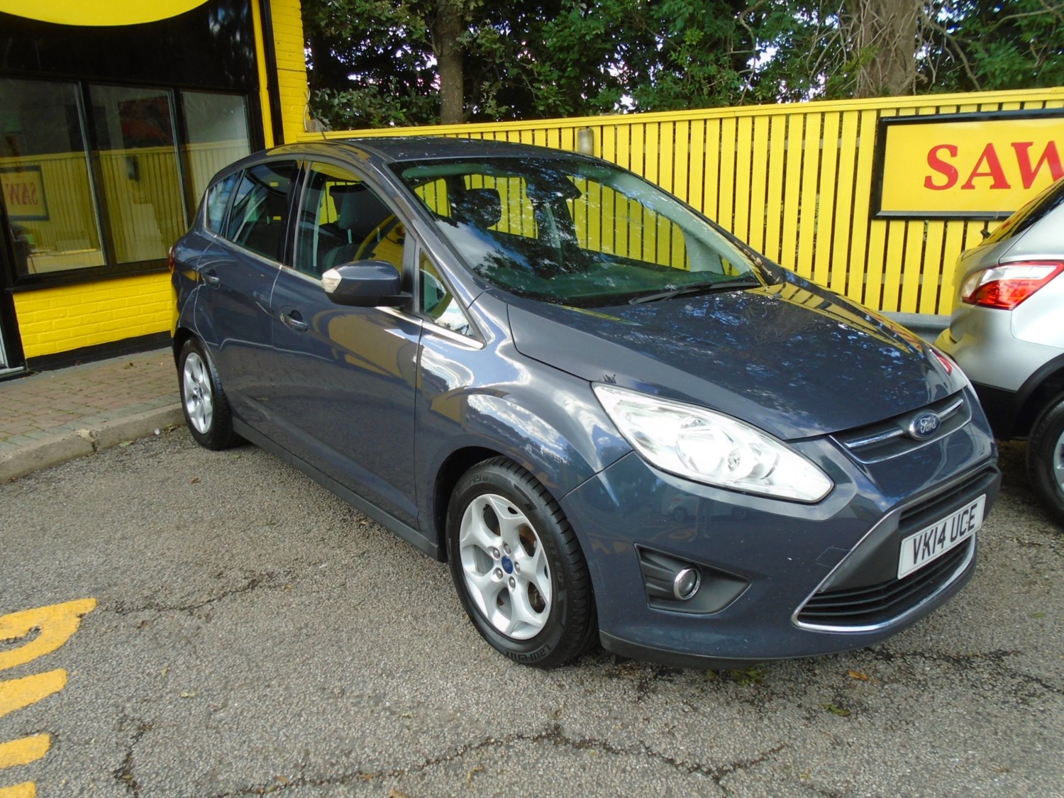 Ford C-Max Listing Image