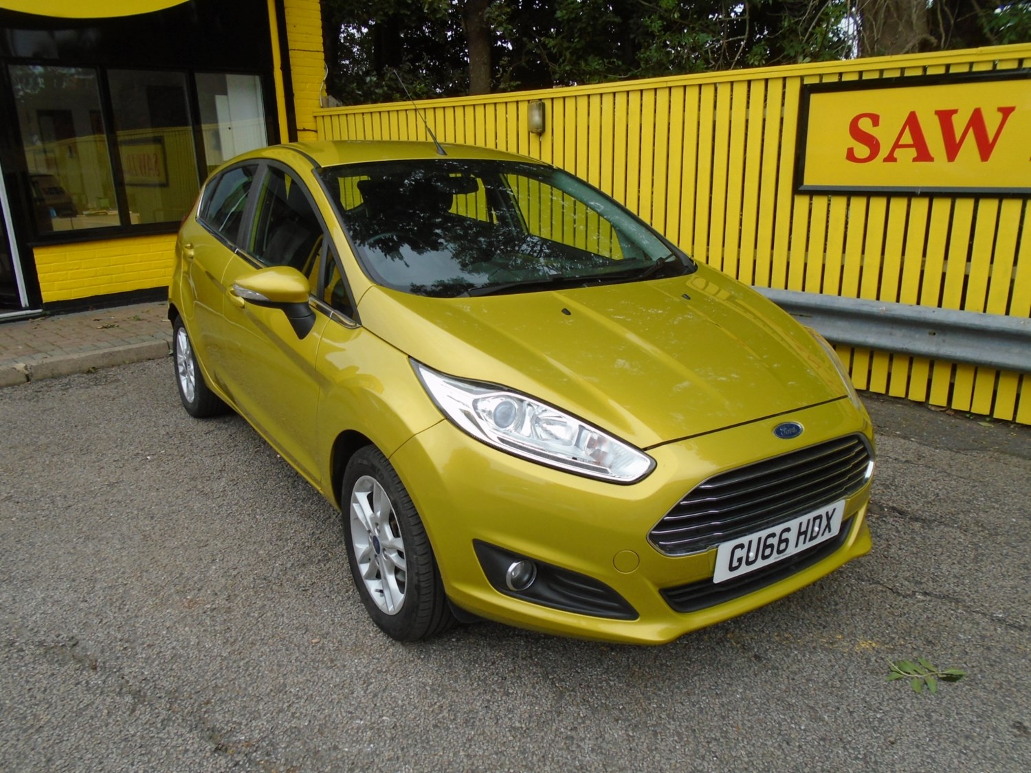 Ford Fiesta Listing Image