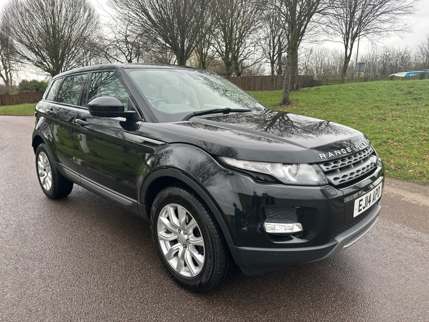 Land Rover Range Rover Evoque Listing Image