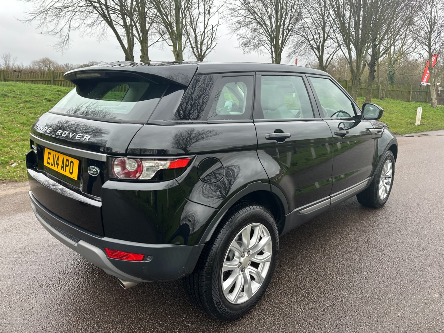 Land Rover Range Rover Evoque Listing Image