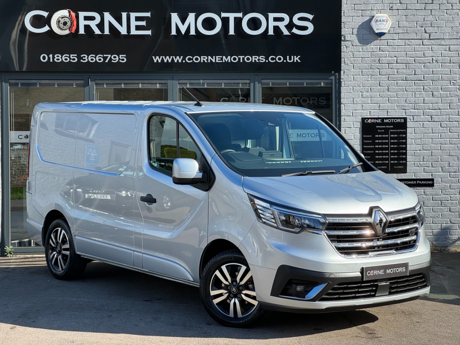 Renault Trafic Listing Image