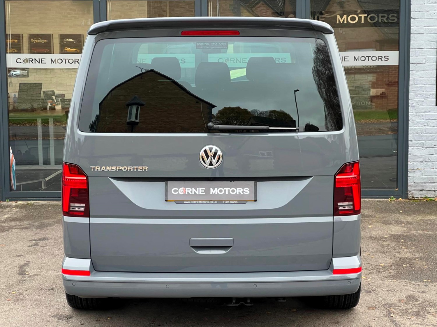 Volkswagen Transporter Listing Image