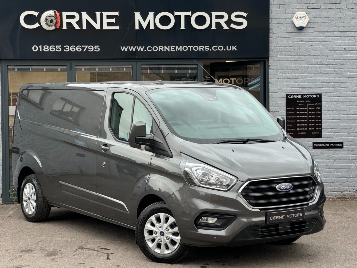 Ford Transit Custom Listing Image