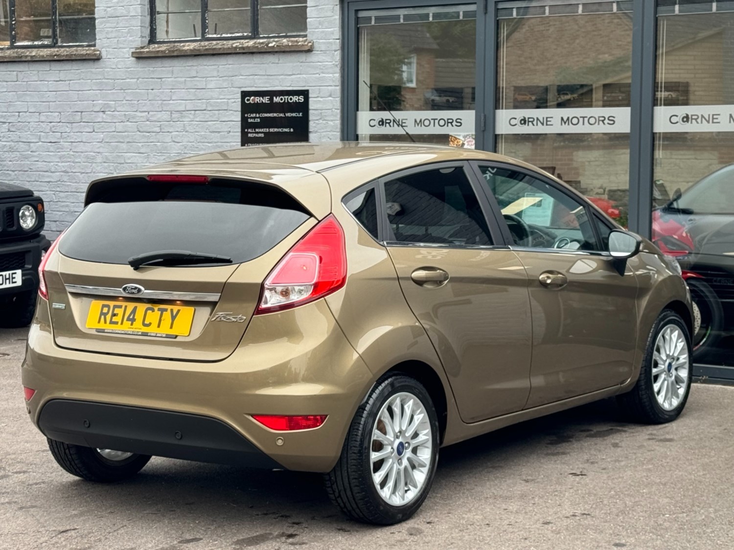 Ford Fiesta Listing Image