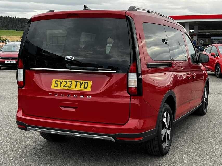 Ford Tourneo Connect Listing Image