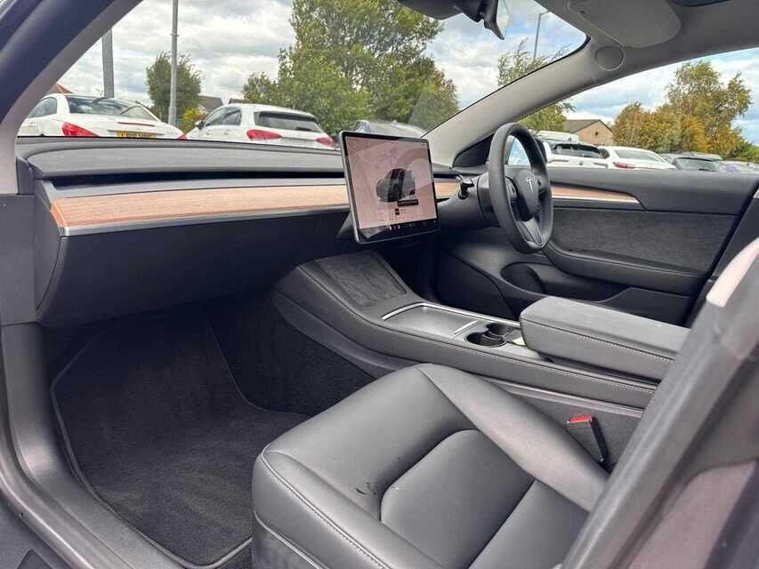 Tesla Model 3 Listing Image