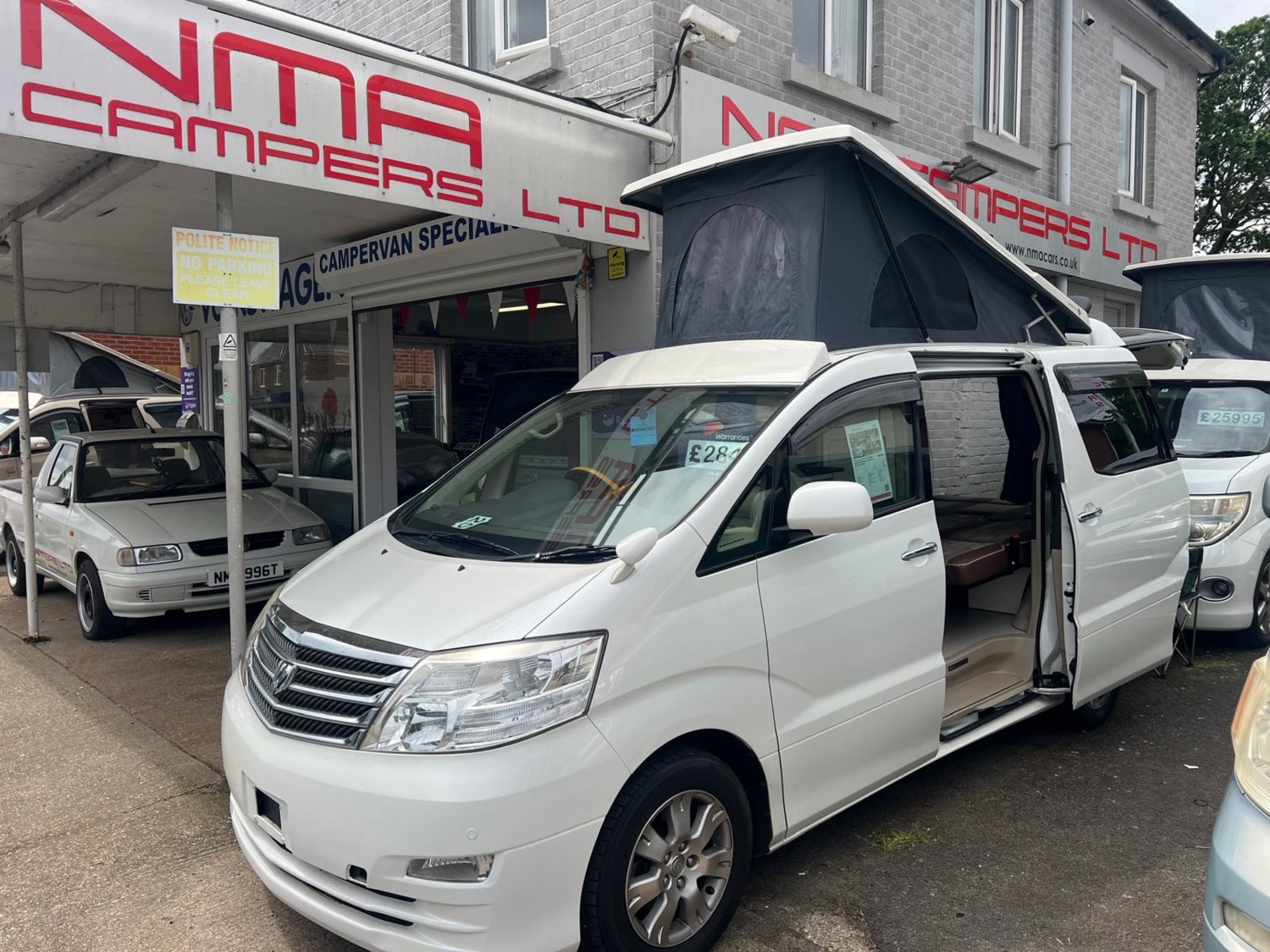 Toyota Alphard Listing Image