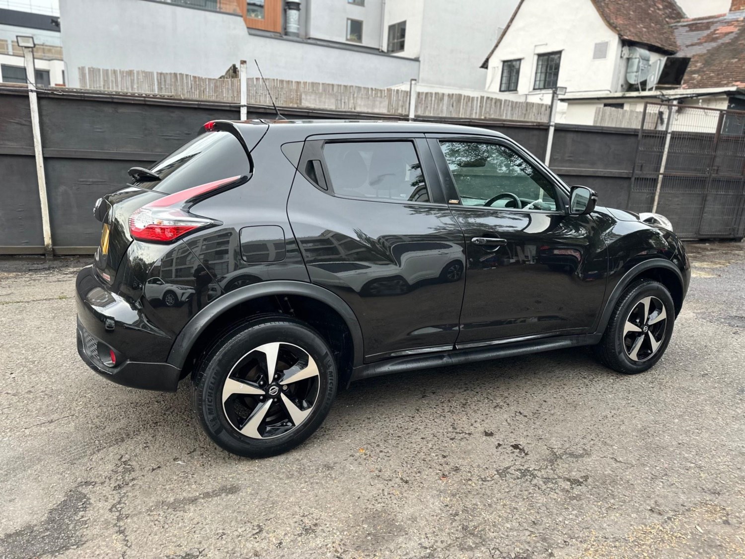 Nissan Juke Listing Image