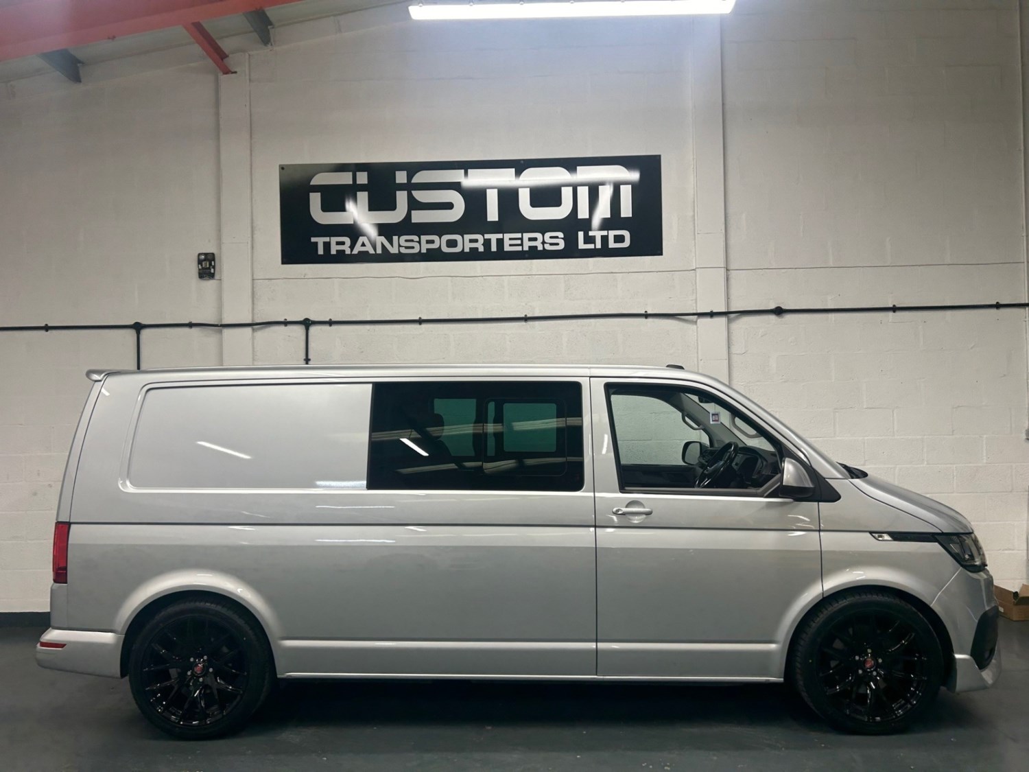 Volkswagen Transporter Listing Image