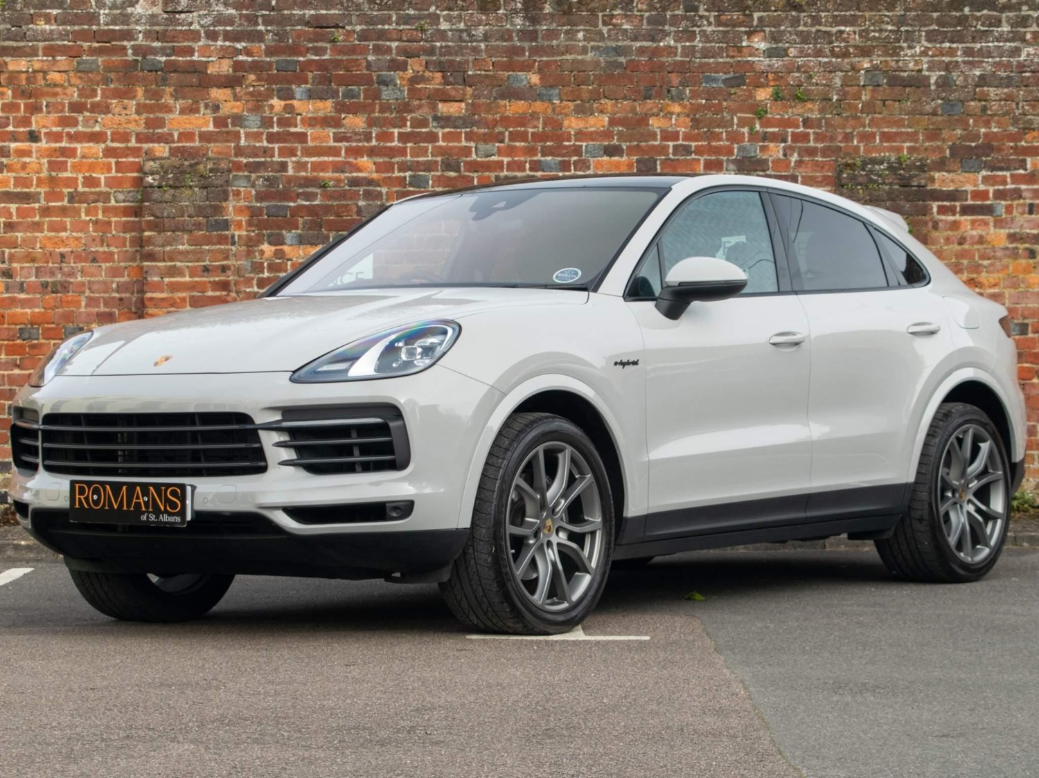 Porsche Cayenne Listing Image