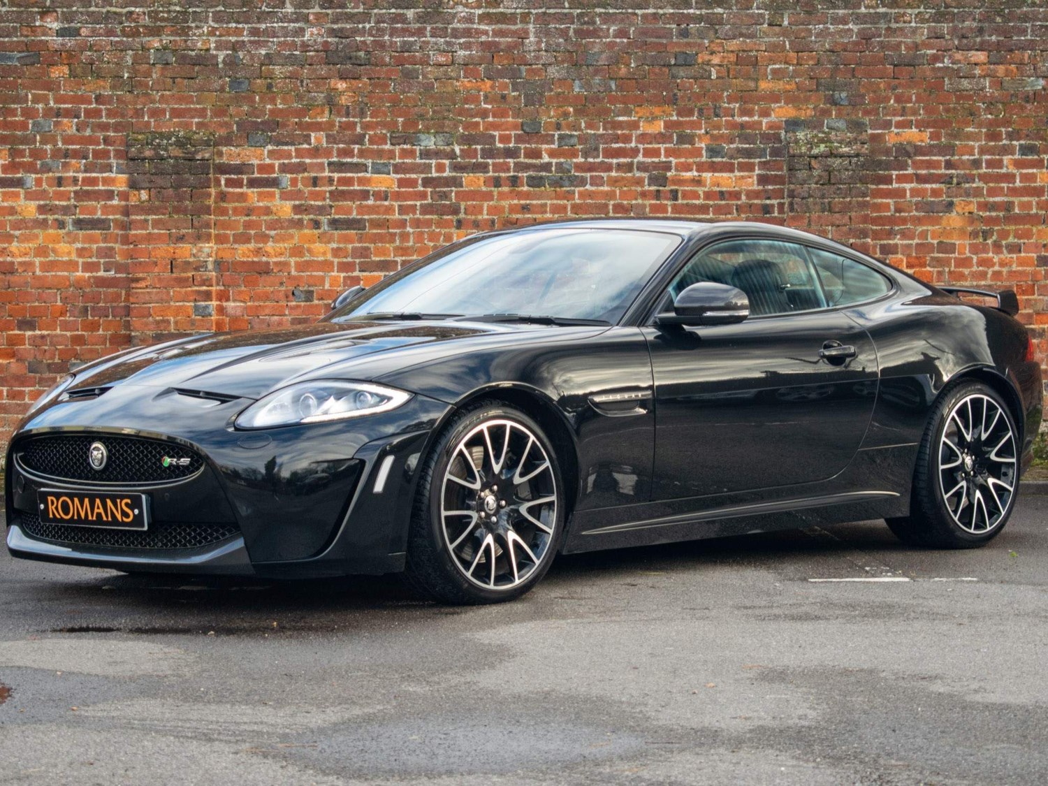 Jaguar XKR Listing Image