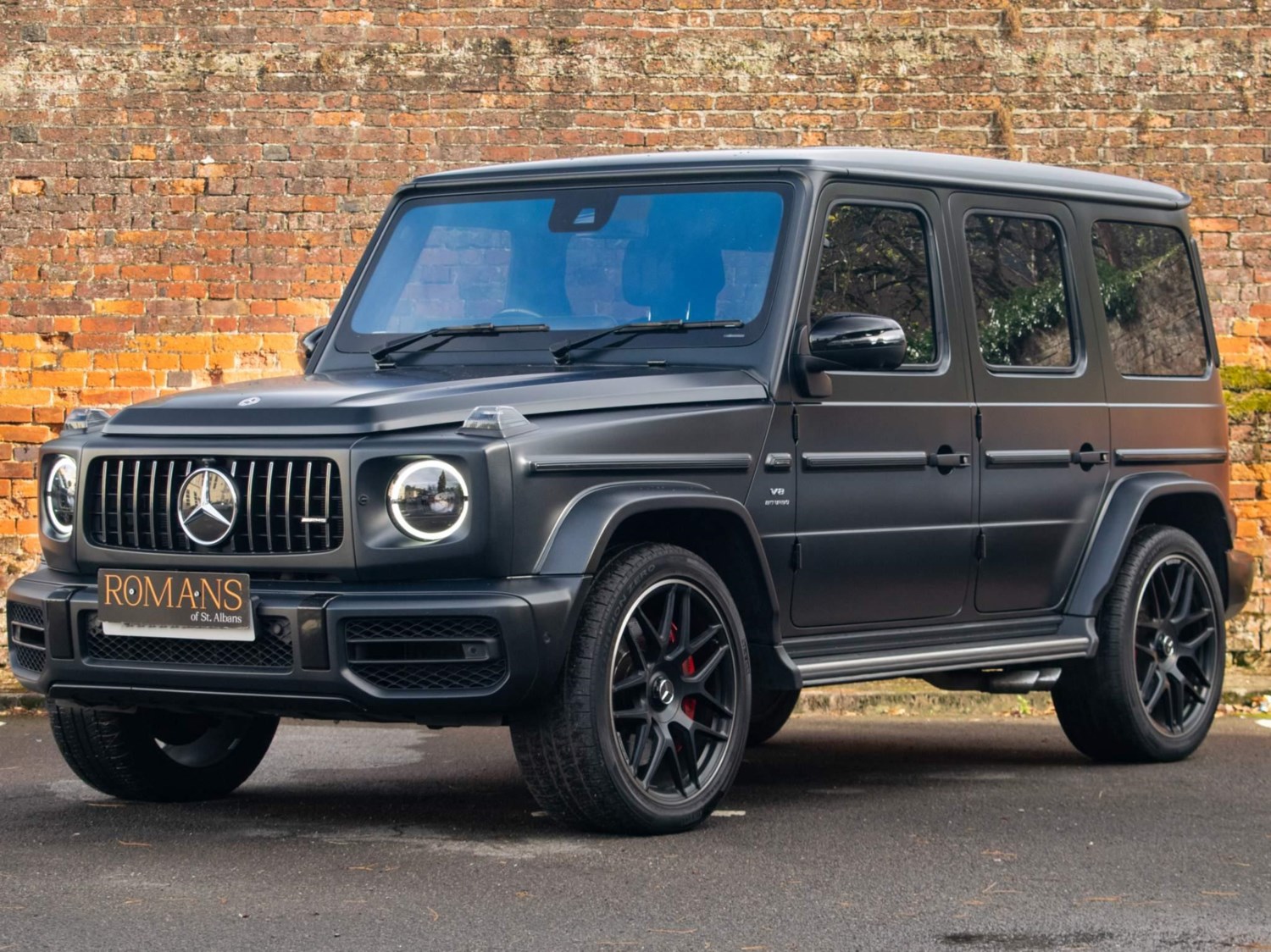 Mercedes-Benz G-Class Listing Image