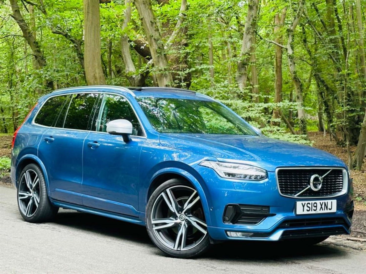 Volvo XC90 Listing Image