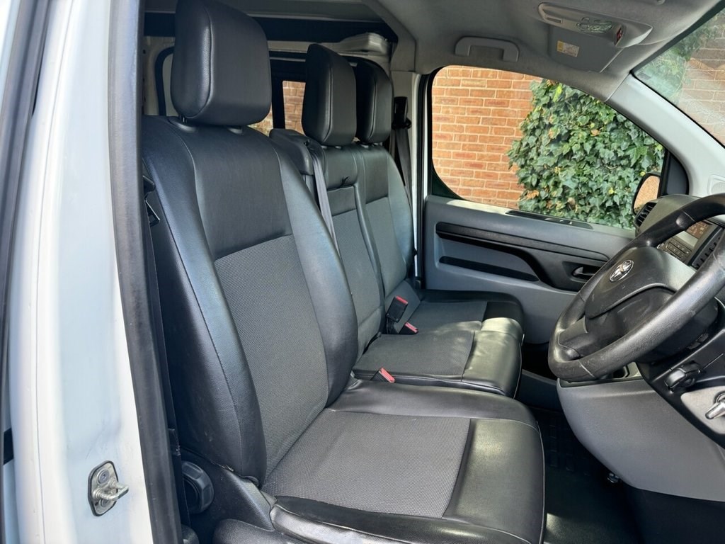 Toyota ProAce Listing Image