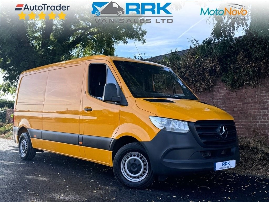 Mercedes-Benz Sprinter Listing Image