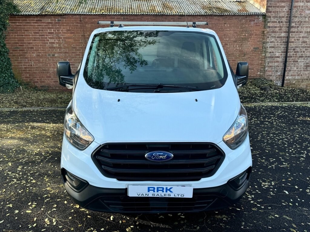 Ford Transit Custom Listing Image