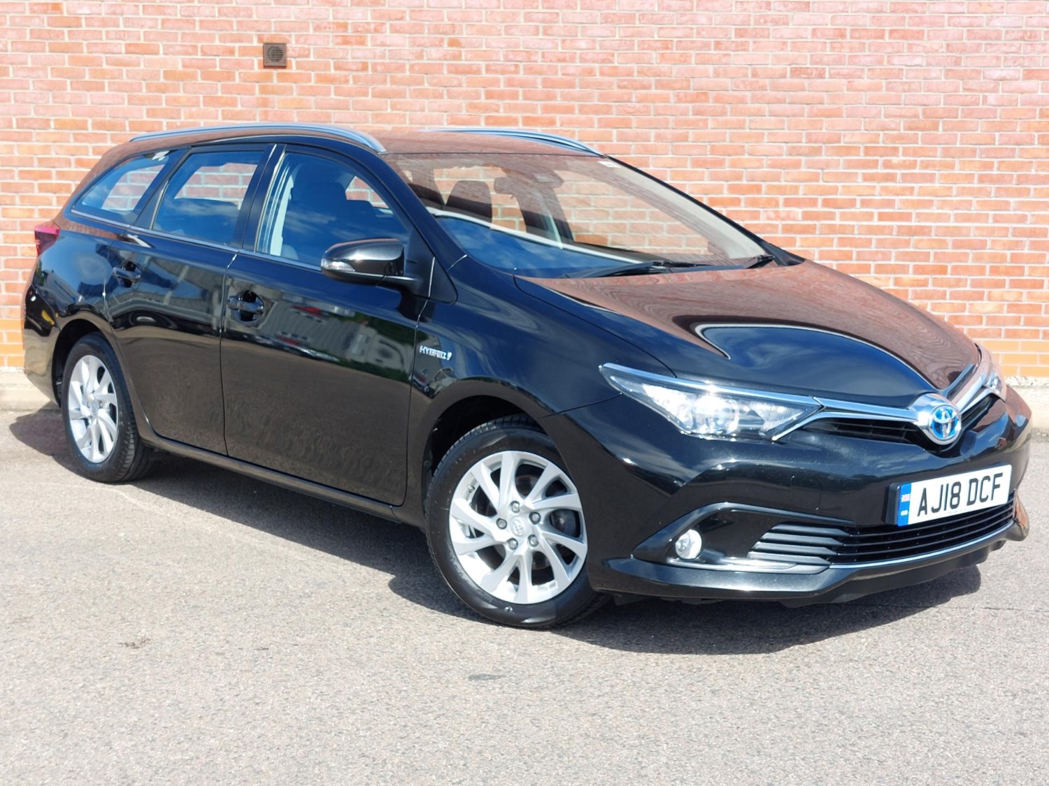 Toyota Auris Listing Image