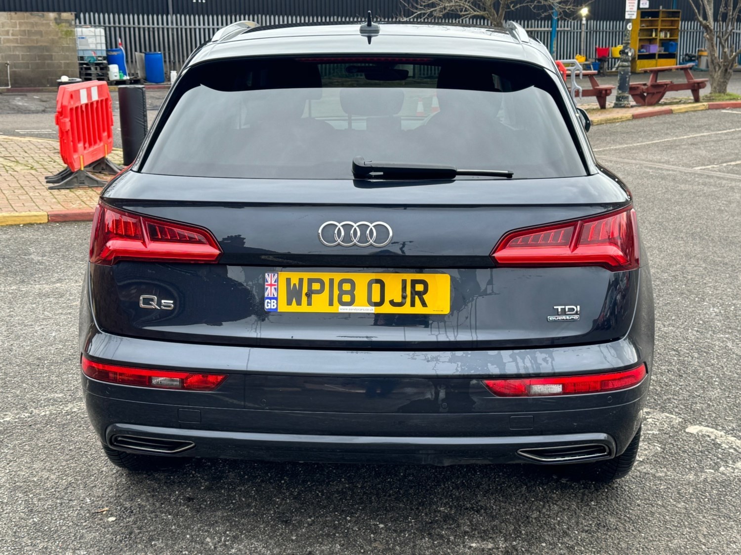 Audi Q5 Listing Image