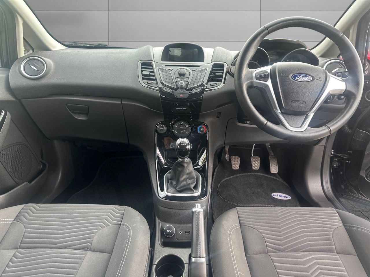 Ford Fiesta Listing Image