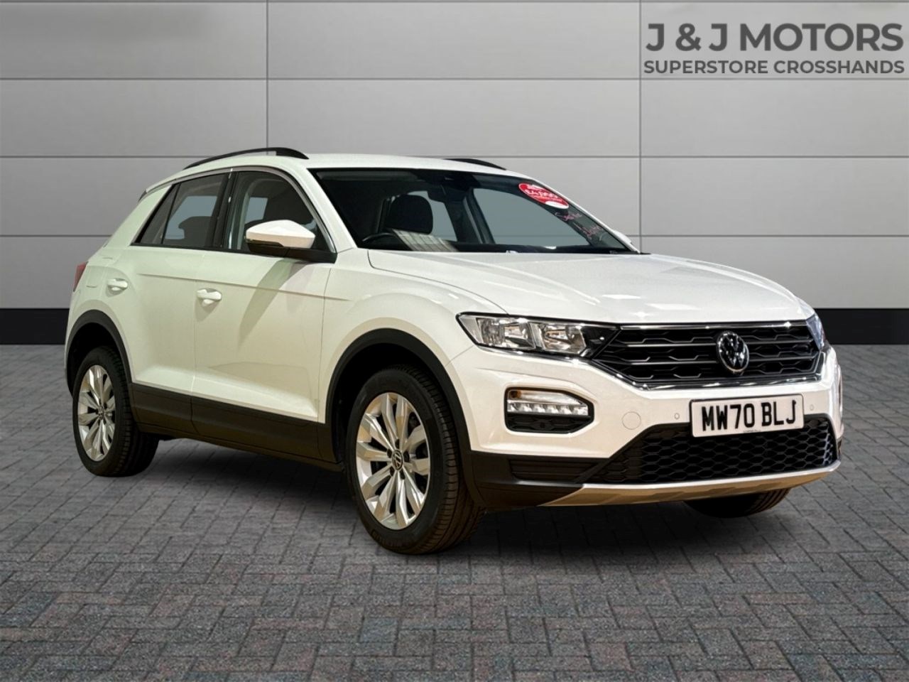 Volkswagen T-Roc Listing Image