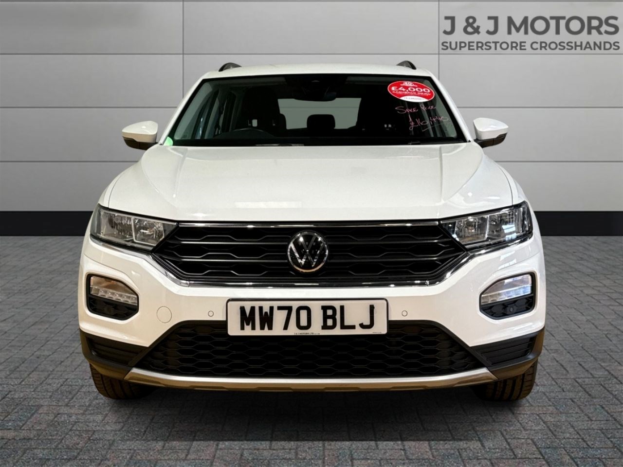 Volkswagen T-Roc Listing Image