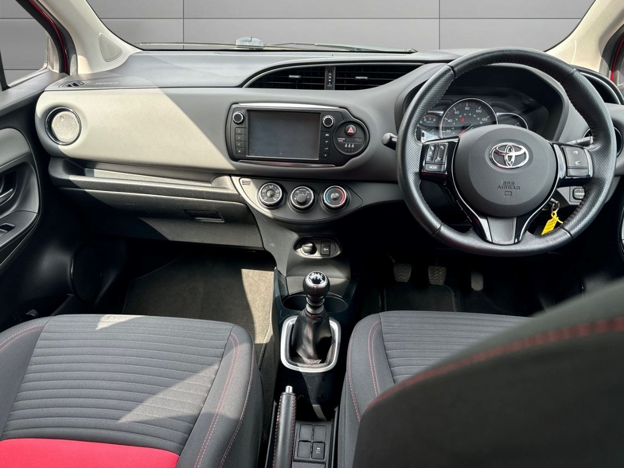 Toyota Yaris Listing Image