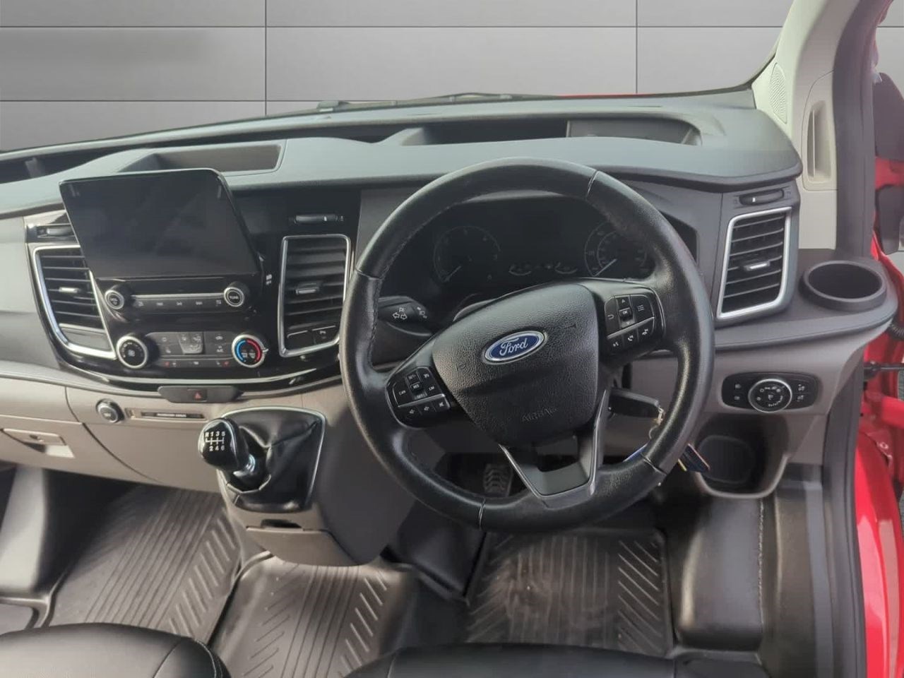 Ford Transit Custom Listing Image