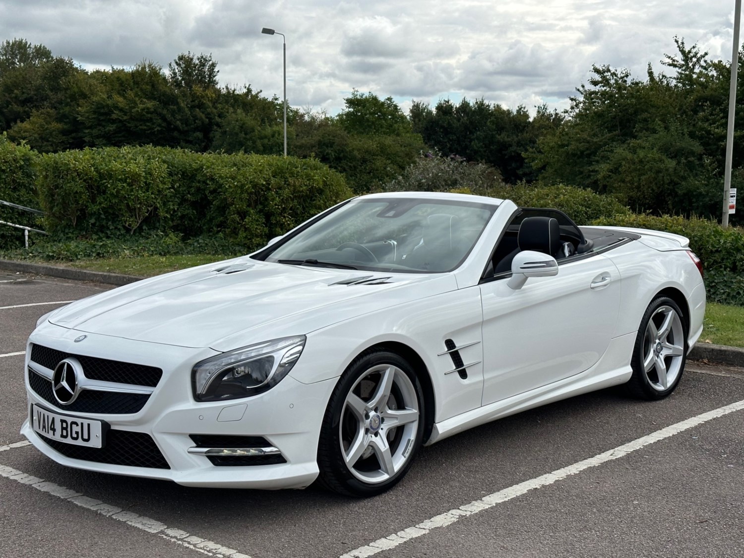 Mercedes-Benz SL-Class Listing Image