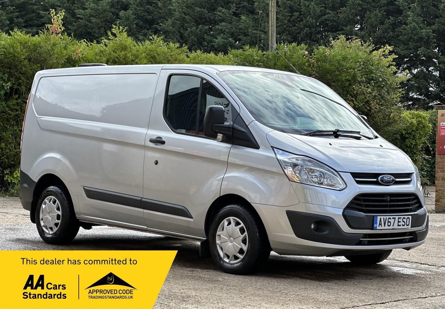 Ford Transit Custom Listing Image