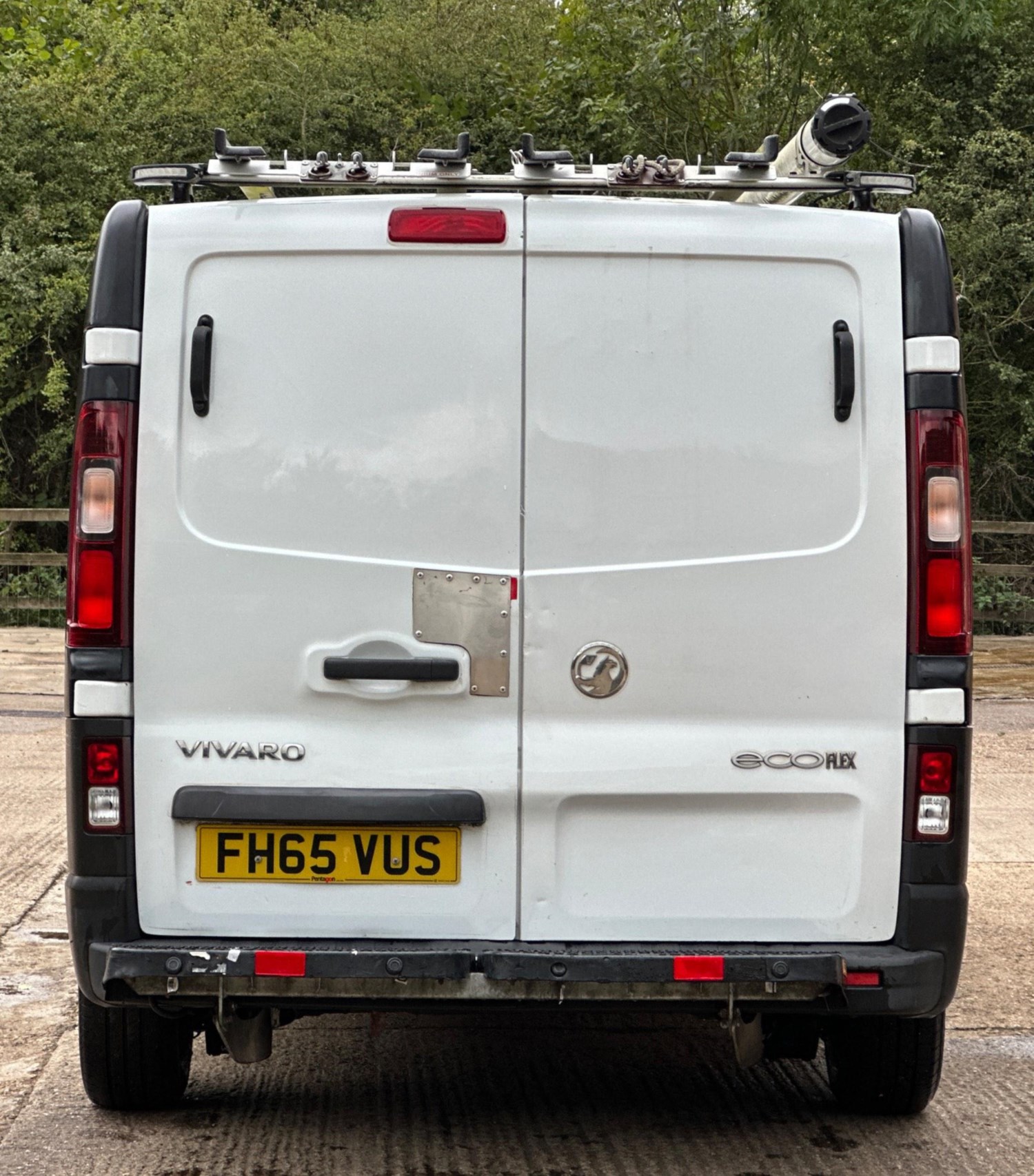 Vauxhall Vivaro Listing Image