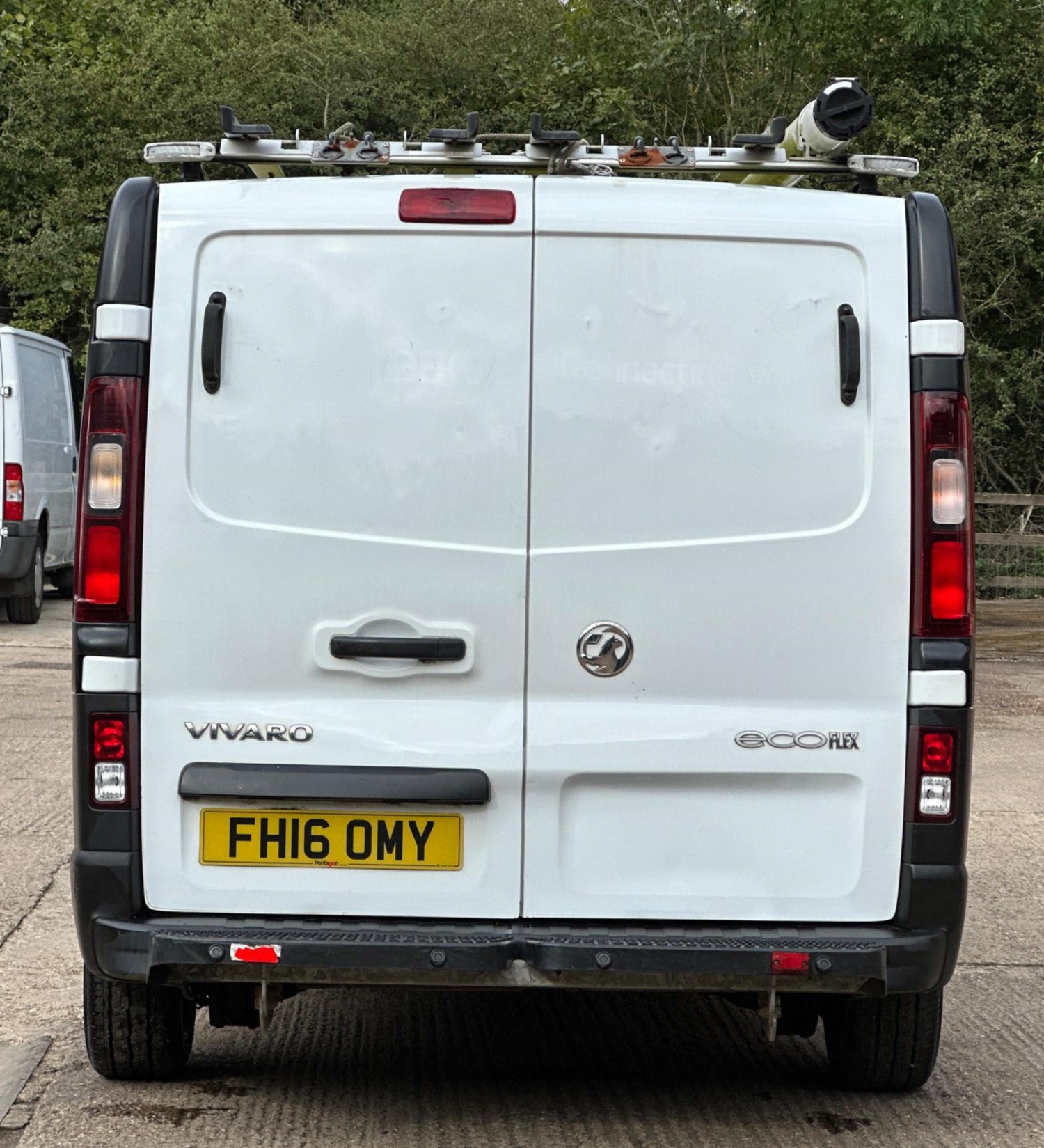 Vauxhall Vivaro Listing Image