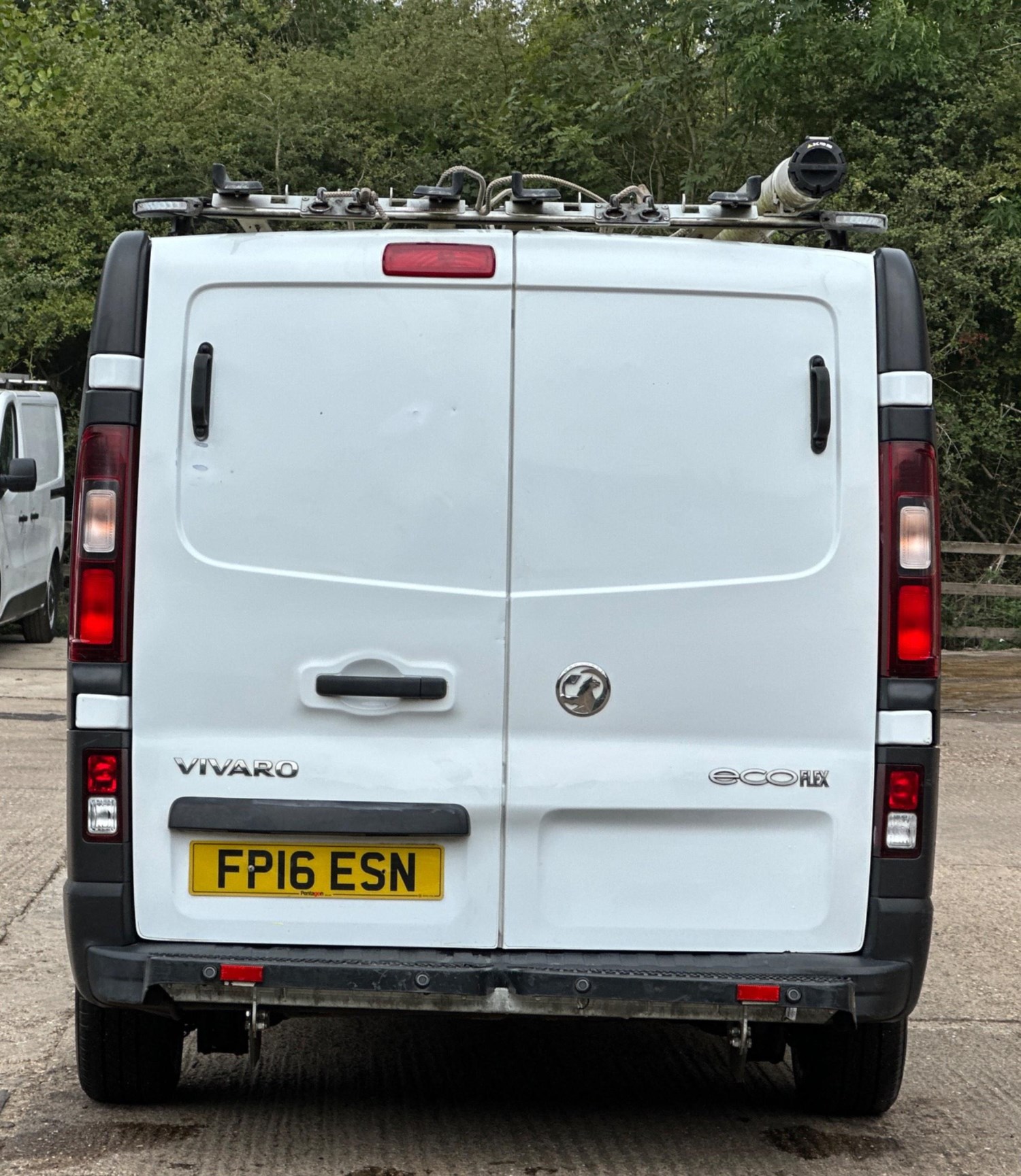 Vauxhall Vivaro Listing Image