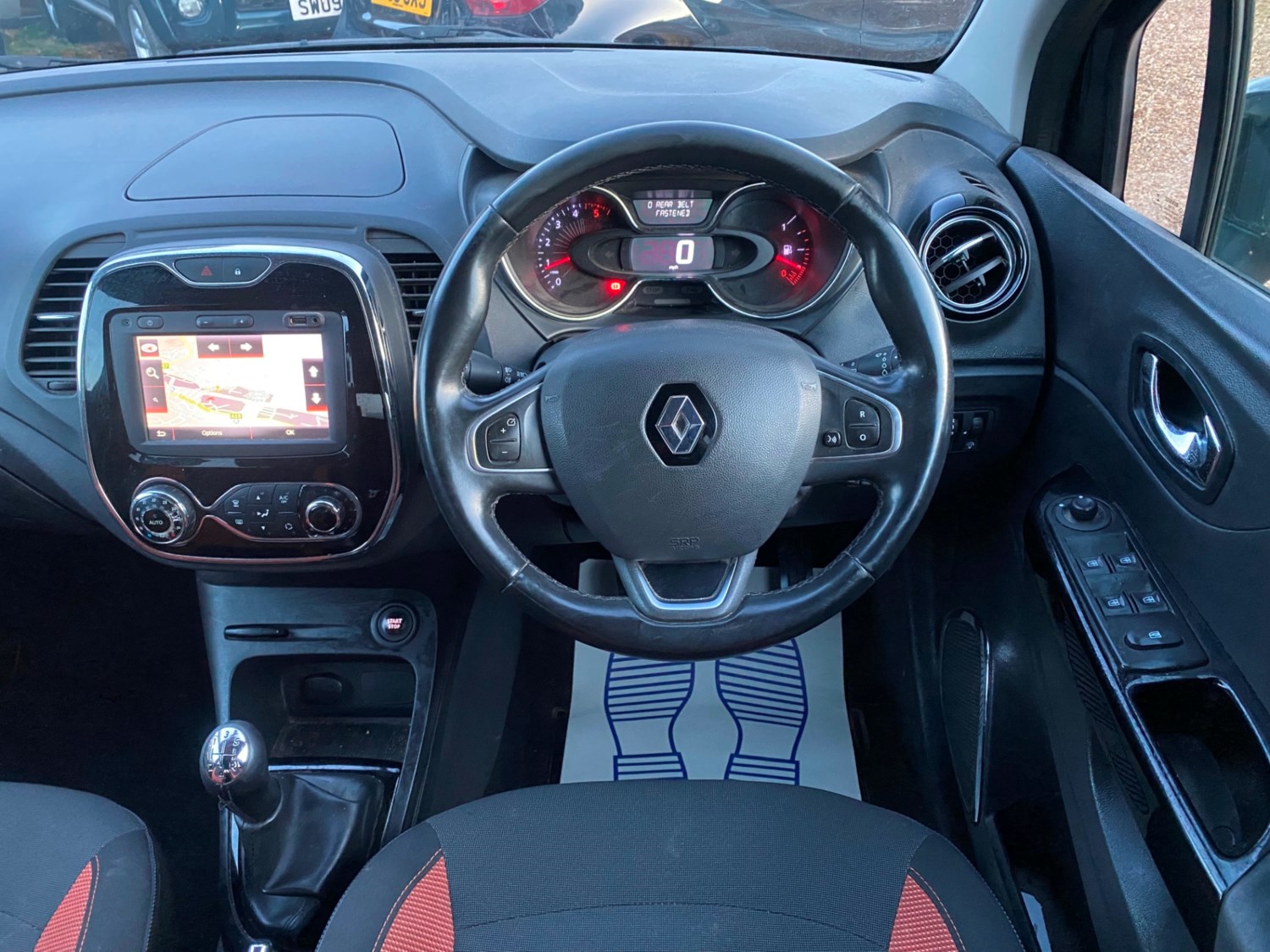 Renault Captur Listing Image