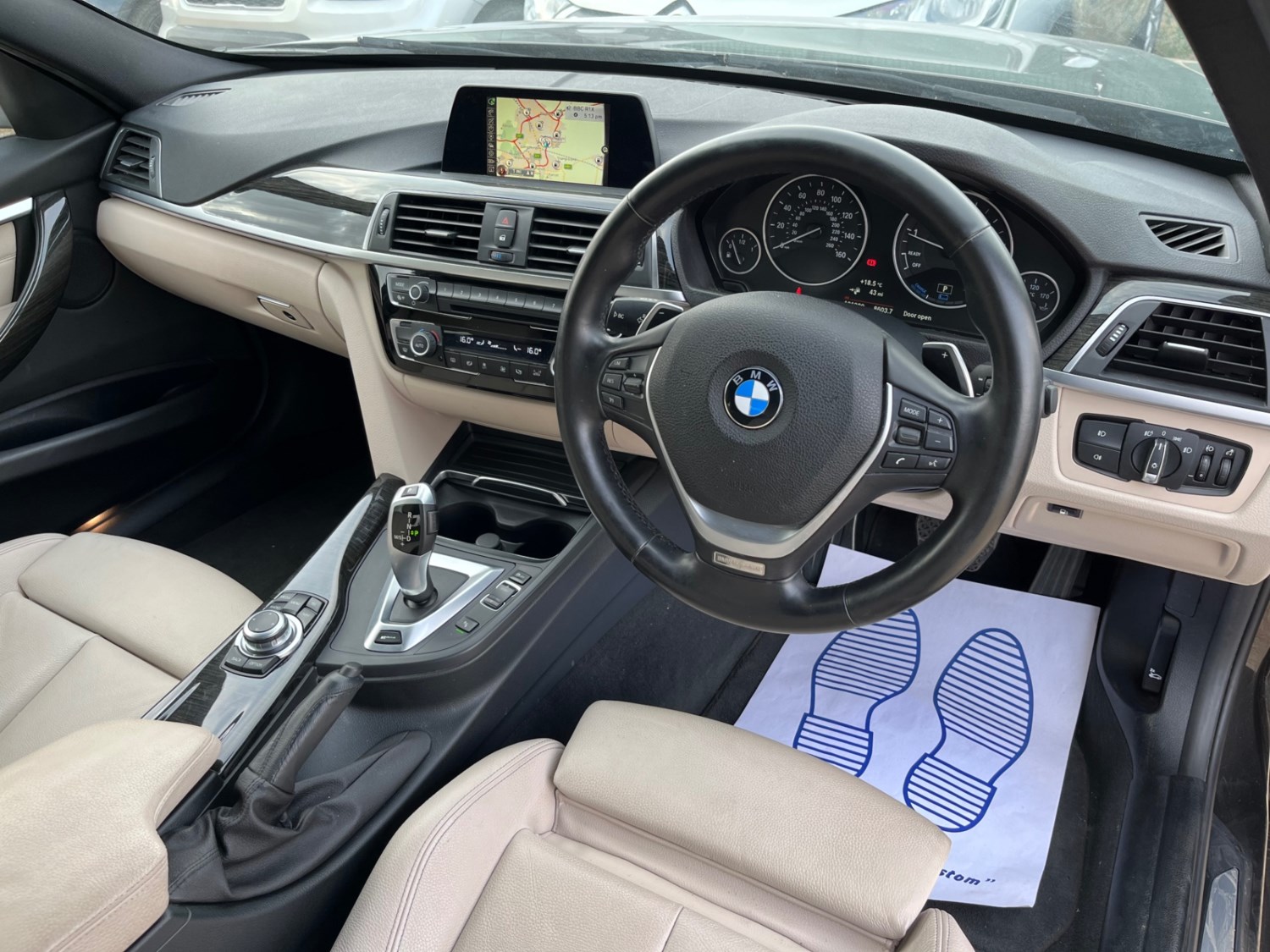 BMW 3 Series Listing Image