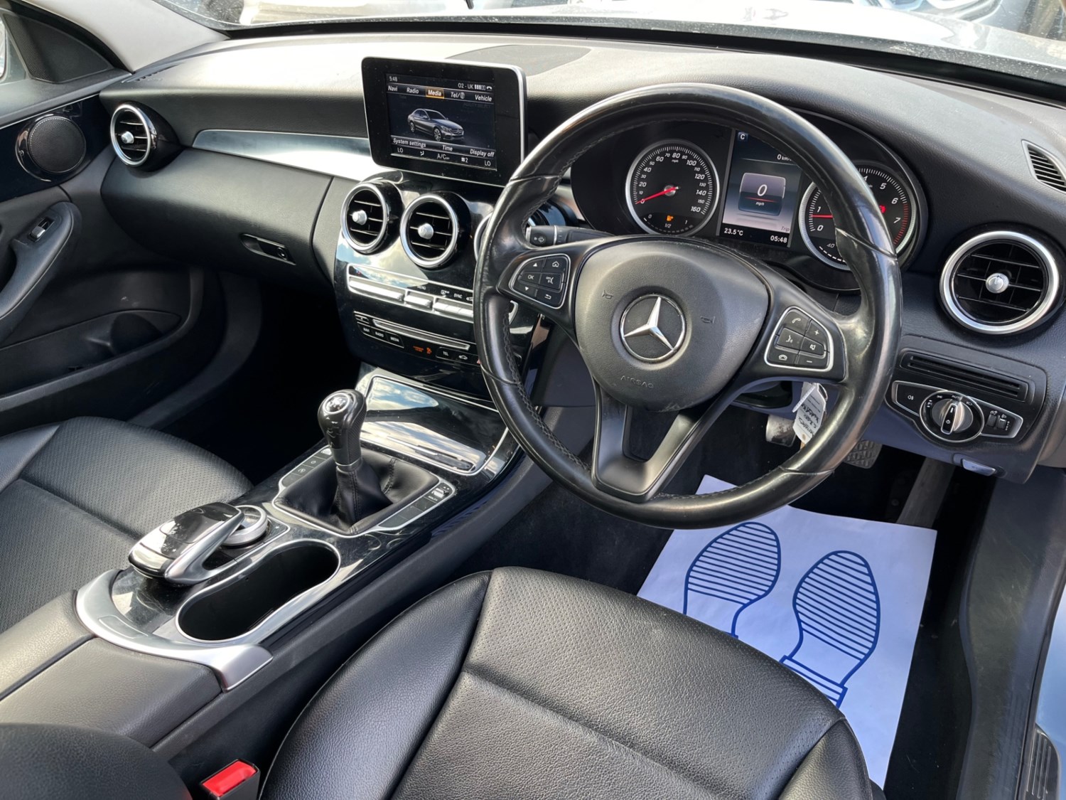 Mercedes-Benz C-Class Listing Image