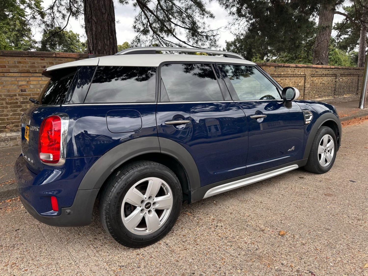 MINI Countryman Listing Image