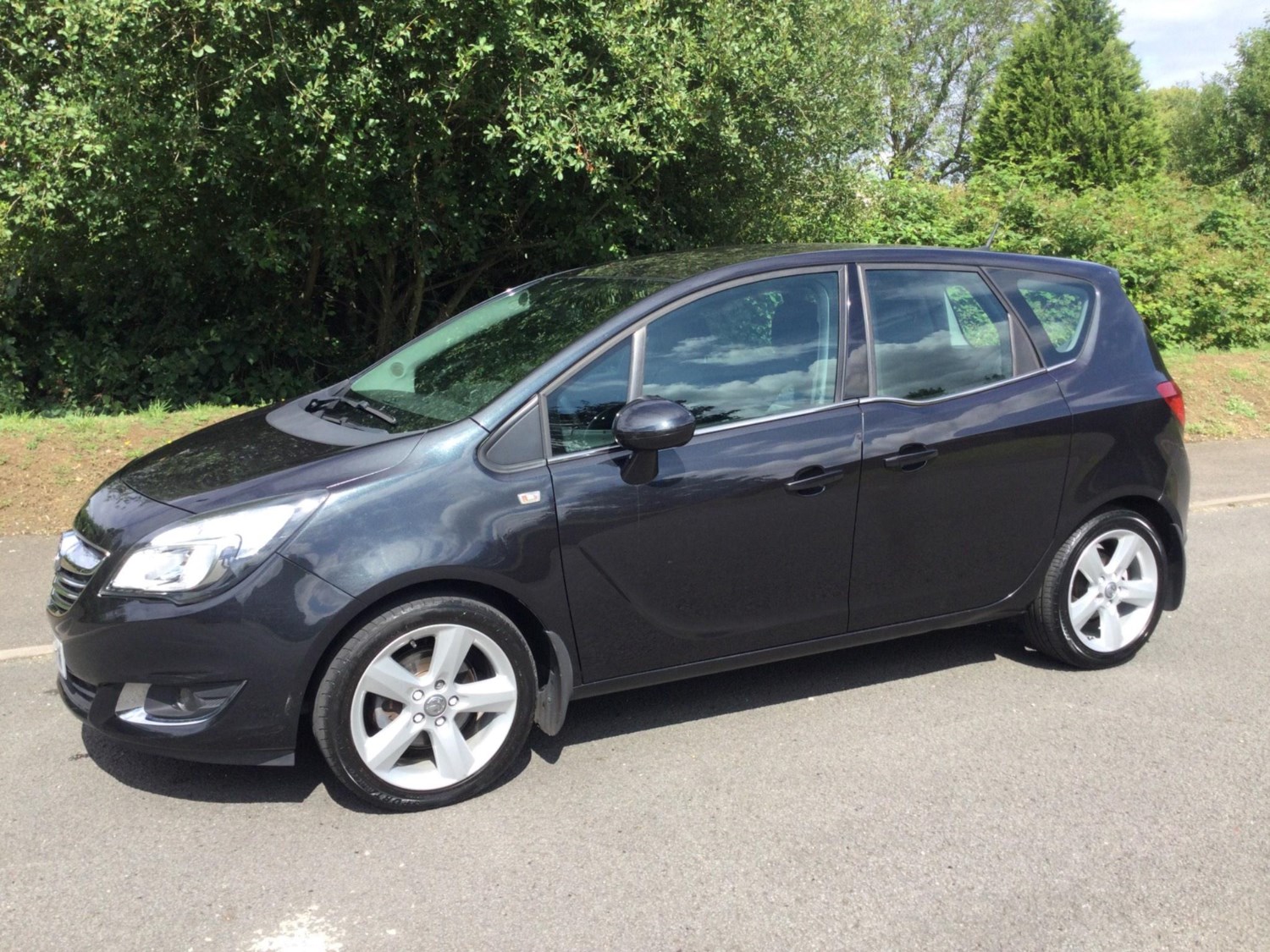 Vauxhall Meriva Listing Image