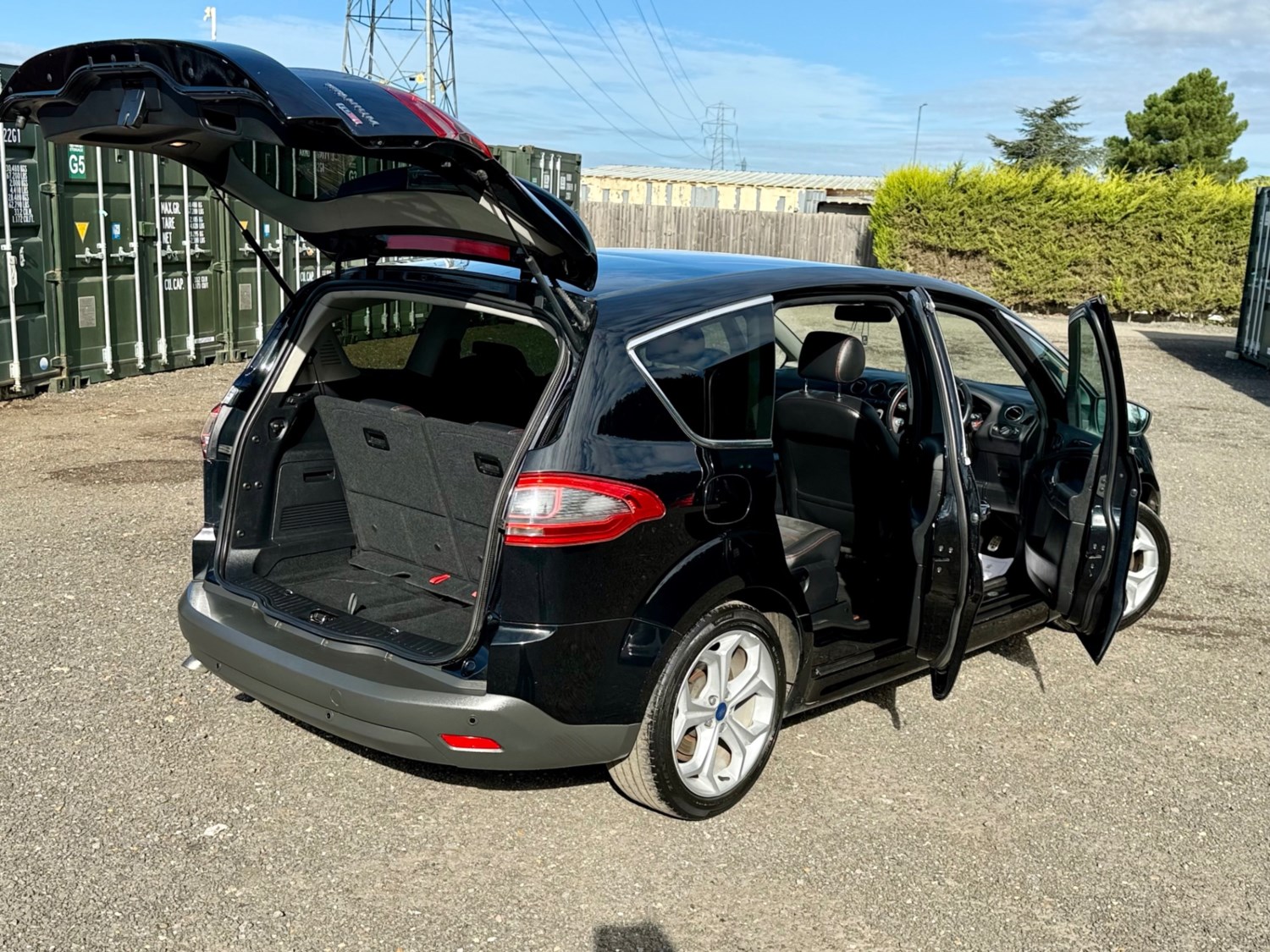 Ford S-Max Listing Image