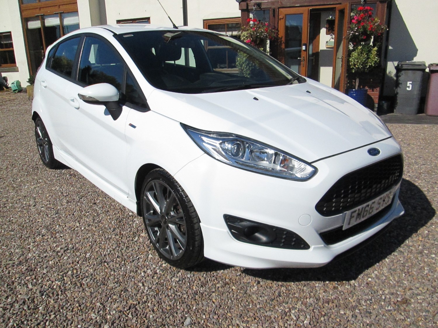 Ford Fiesta Listing Image