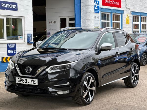 2019 (69) Nissan Qashqai 1.5 dCi 115 Tekna+ 5dr, UNDER 14500 MILES, 3 NISSAN SERVICES, For Sale In Richmond, North Yorkshire