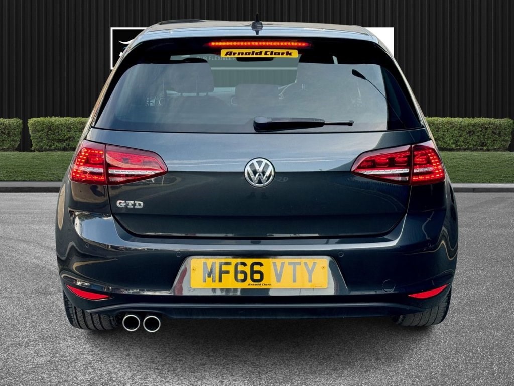 Volkswagen Golf Listing Image