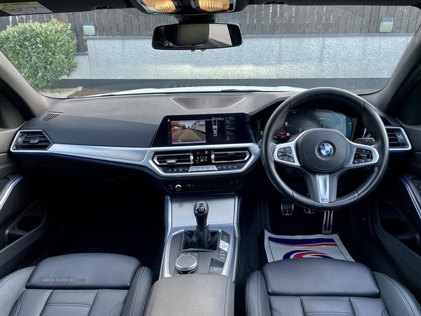 BMW 3 Series Listing Image