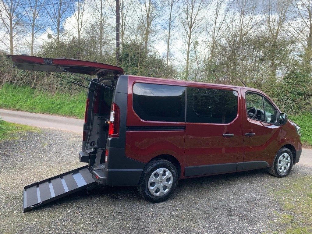 Renault Trafic Listing Image