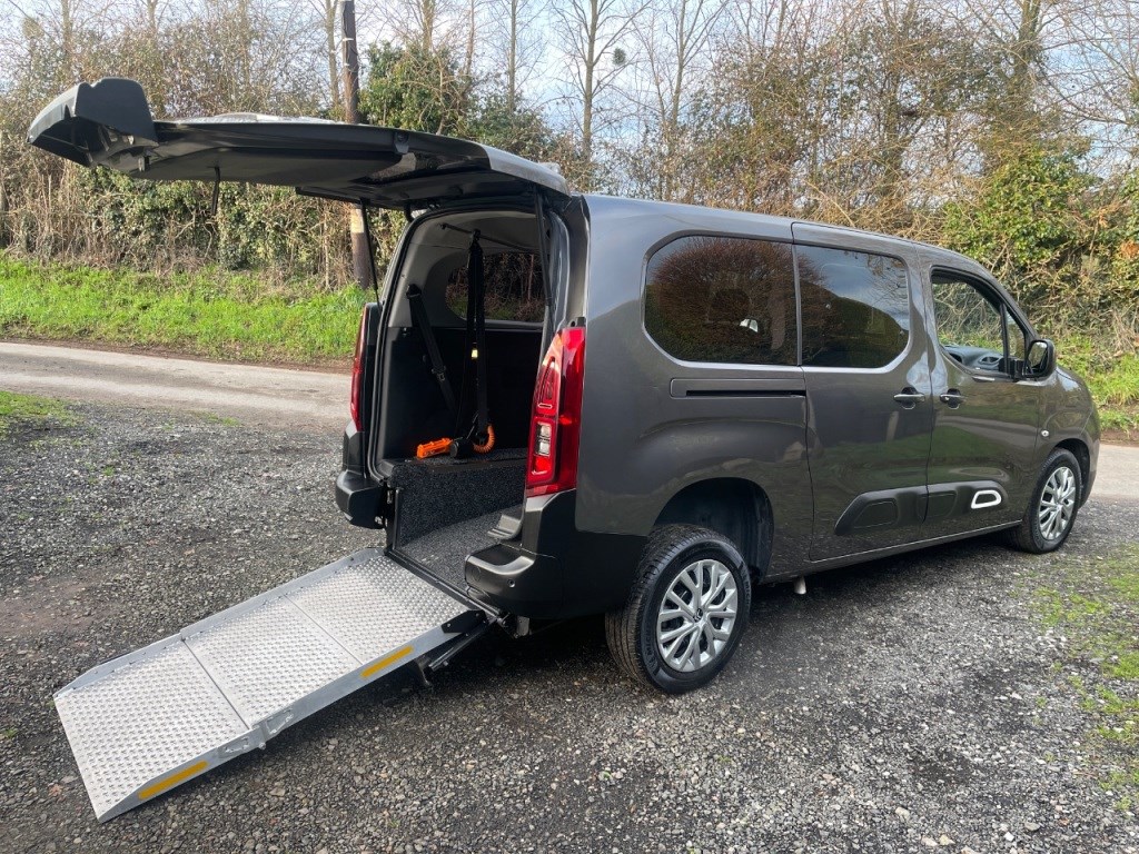 2021 used Citroen Berlingo 1.2 PureTech 130 Feel XL 5dr AUTOMATIC WHEELCHAIR ACCESSIBLE VEHICLE