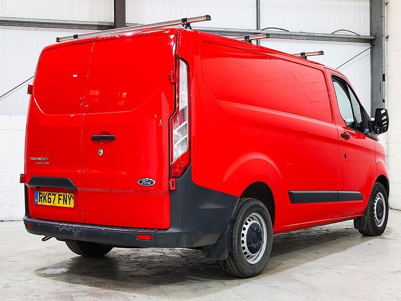 Ford Transit Custom Listing Image