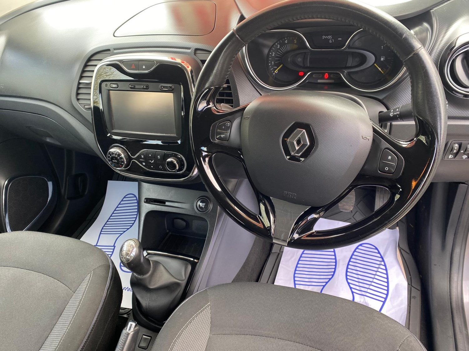 Renault Captur Listing Image