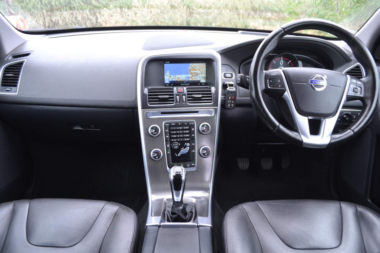 Volvo XC60 Listing Image