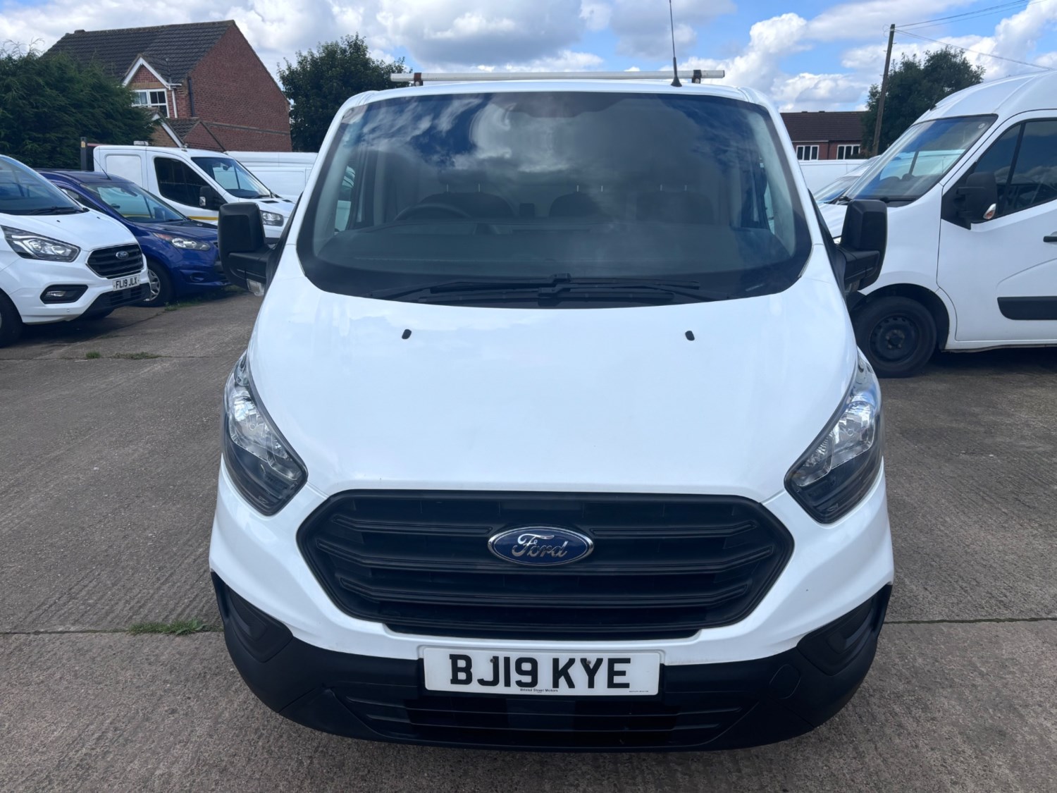 Ford Transit Custom Listing Image