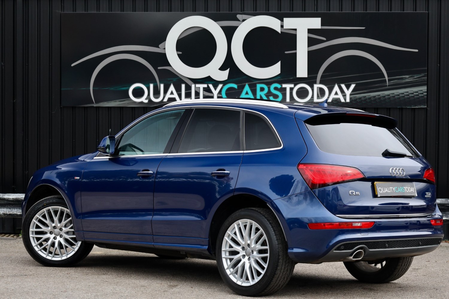 Audi Q5 Listing Image